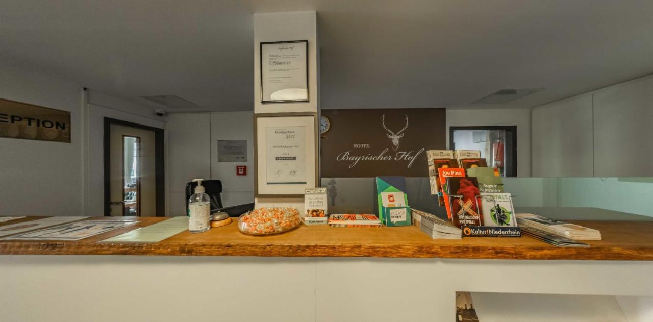 Bayrischer Hof Krefeld Bagian luar foto